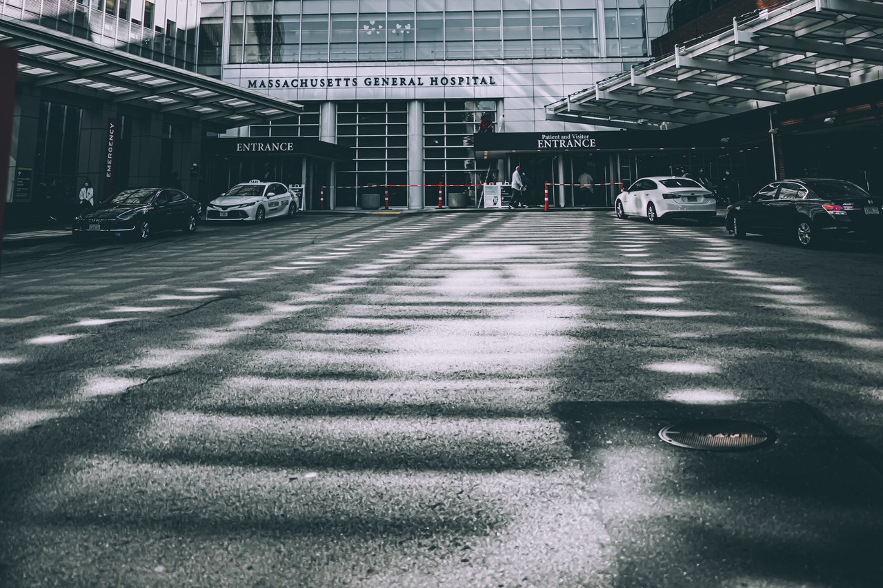 a-n-v-e-s-h-EVuzbas9wxU-unsplash