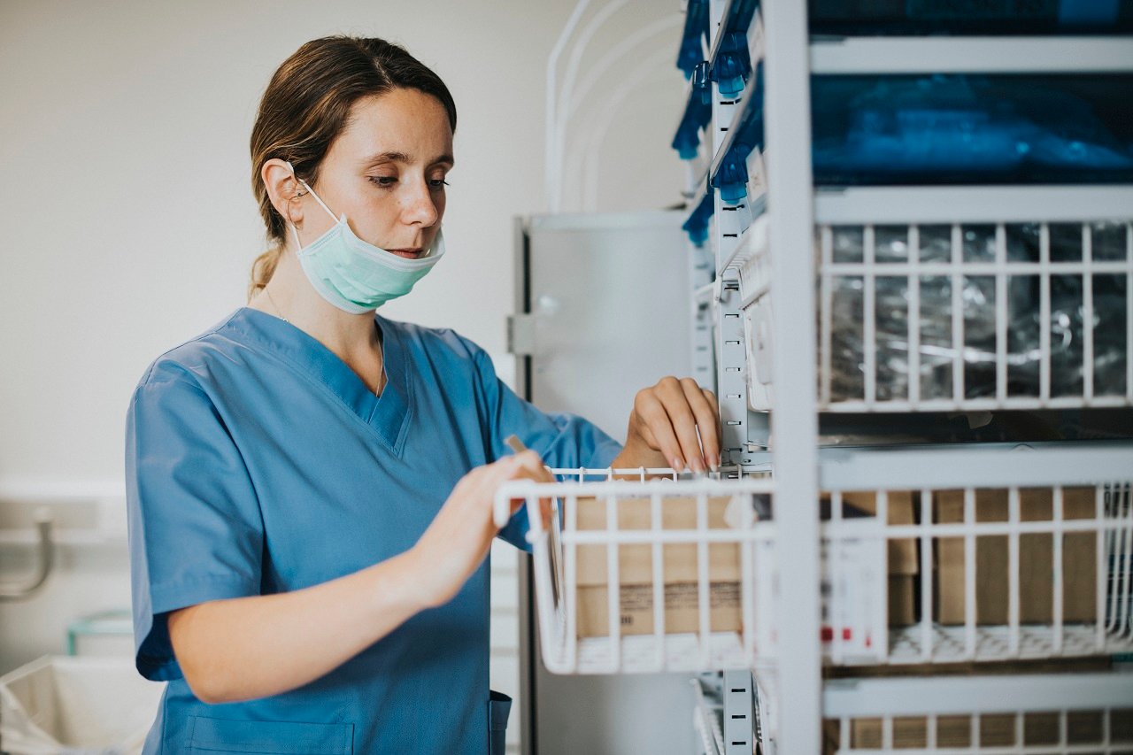 nurse-looking-medical-supplies